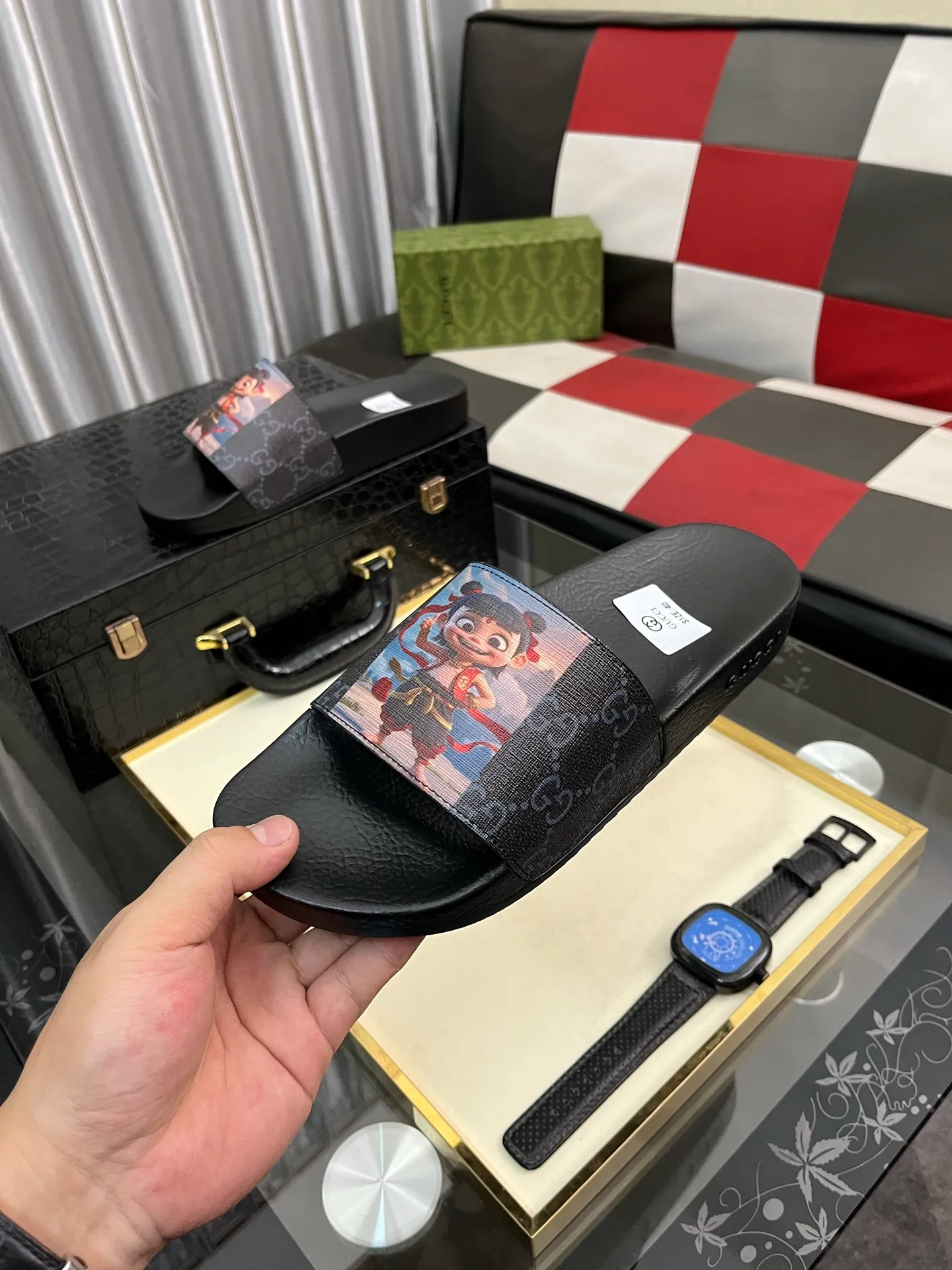 Men's Men's Shoes💰220⌚️⌚️ＧＵＣＣＩ.Gucci.Official website 1:1 popular slippers on sale! Original original material 🩴 SIZE: 38-46 (45.46 non-refundable)